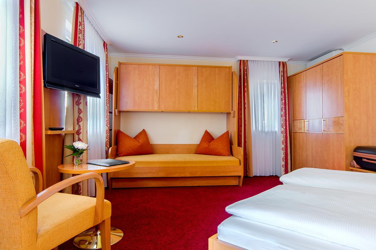 Akzent Hotel Privat - Das Nichtraucherhotel ドレスデン エクステリア 写真